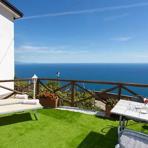 Holiday home Holidays Perla D'amalfi, Amalfi